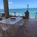 Sfondo Blu Sul Mare