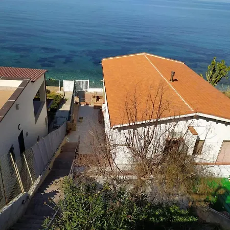 Dom wakacyjny Sfondo Blu Sul Mare *