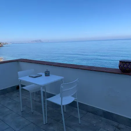Sfondo Blu Sul Mare